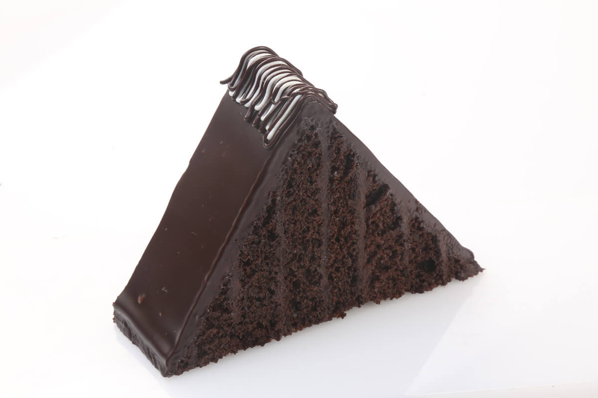 Cake pyramid 